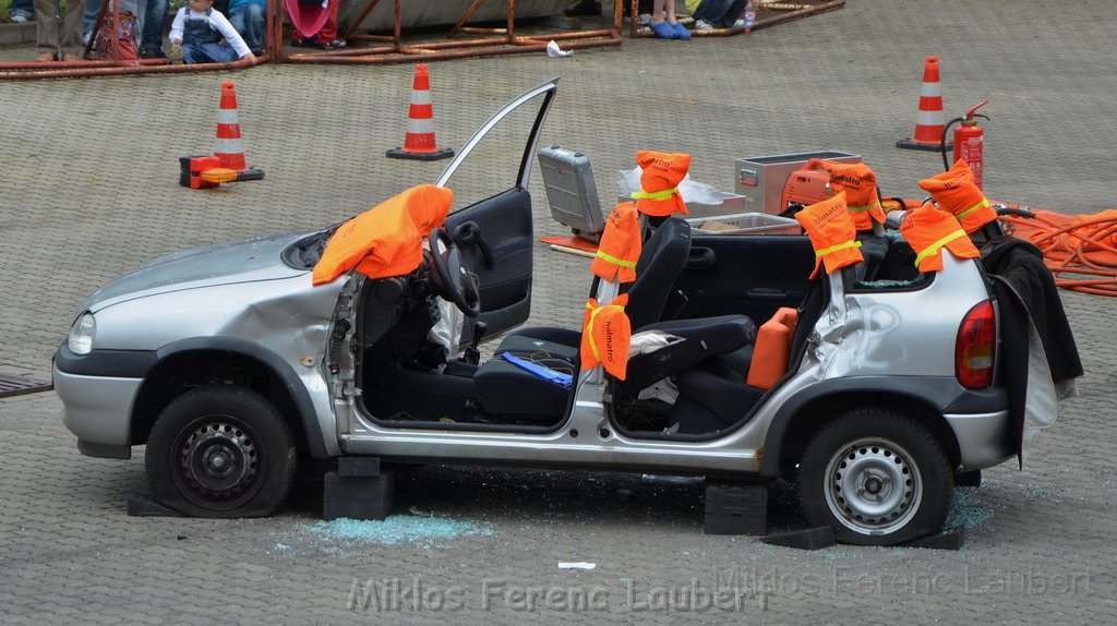 Tag der Offenen Tuer BF Koeln Weidenpesch Scheibenstr P466.JPG